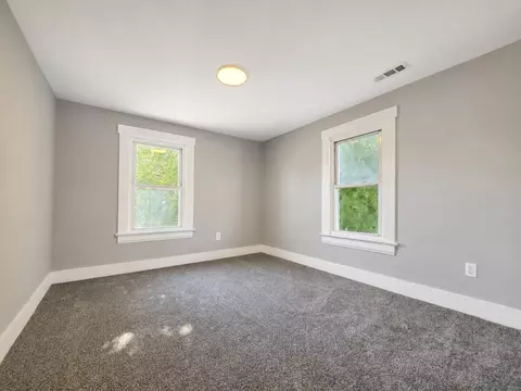 Bedroom - 23 N Douglas Ave, Springfield, OH 45503 photo 5 of 6