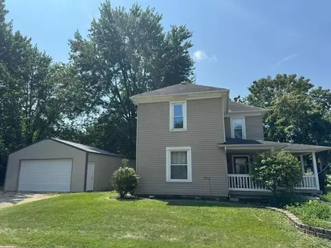 209 Elm St, Bradford, OH 45308