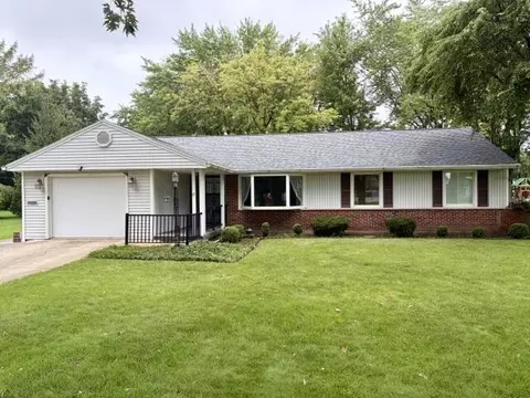 17 N Eastmoor Dr, New Bremen, OH 45869