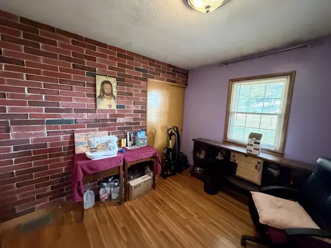 Bedroom - 1404 Stephens Rd, Sidney, OH 45365 photo 2 of 7