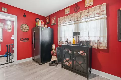 Kitchen - 1587 Charles St, Springfield, OH 45505 photo 4 of 4