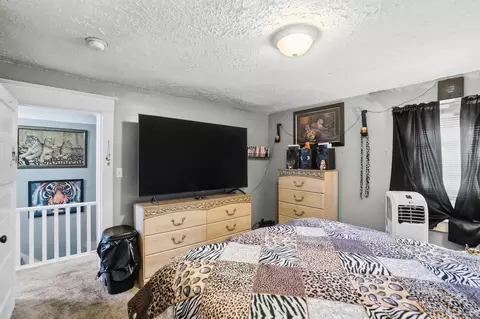 Bedroom - 1587 Charles St, Springfield, OH 45505 photo 3 of 5