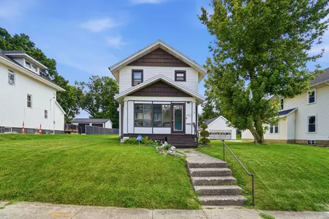 Exterior - 1587 Charles St, Springfield, OH 45505 photo 2 of 12