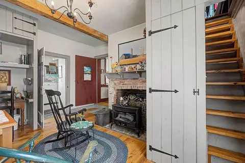 Entry Way - 7646 N River Rd, Springfield, OH 45502 photo 5 of 10