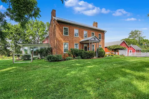 Exterior - 7646 N River Rd, Springfield, OH 45502 photo 28 of 30