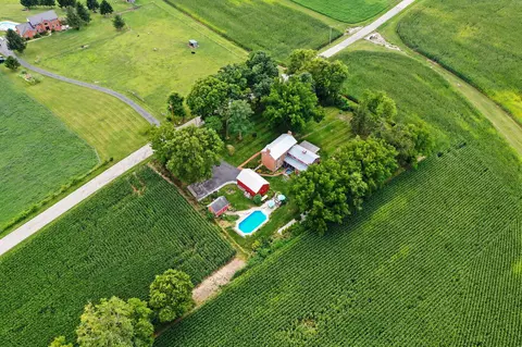 View/Area - 7646 N River Rd, Springfield, OH 45502 photo 6 of 8