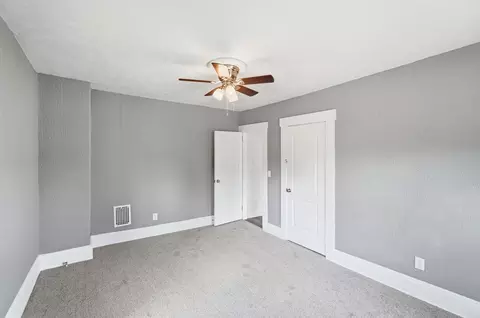 Bedroom - 462-462 5 Stanton Ave, Springfield, OH 45503 photo 6 of 10