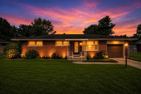 Exterior - 4735 W Ridgewood Rd, Springfield, OH 45503 photo 2 of 9