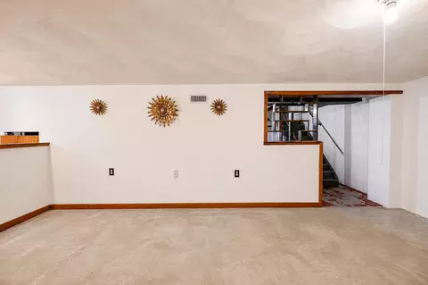 Living - 4735 W Ridgewood Rd, Springfield, OH 45503 photo 3 of 3