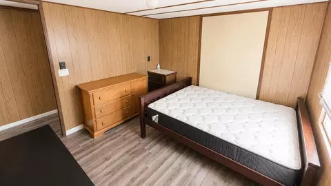 Bedroom - 106 Concord Pl, Lima, OH 45805 photo 2 of 4