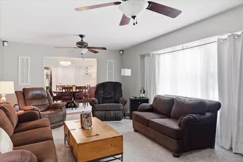 Living - 3961 Mumper Rd, Springfield, OH 45502 photo 1 of 4