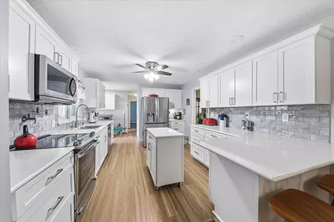 Kitchen - 3961 Mumper Rd, Springfield, OH 45502 photo 2 of 5