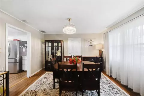 Dining - 3961 Mumper Rd, Springfield, OH 45502 photo 1 of 4