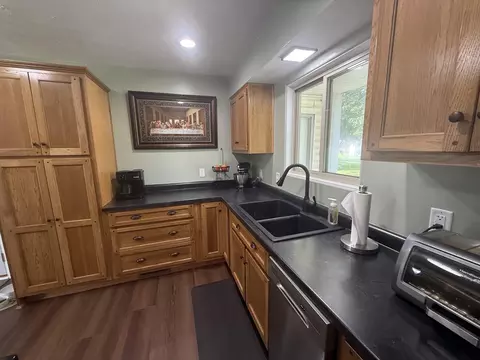 Kitchen - 821 Hemlock St, Celina, OH 45822 photo 4 of 7