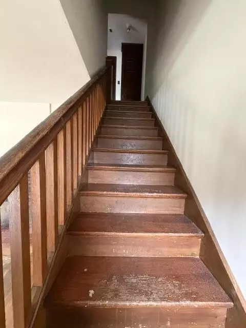 Entry Way - 468 E Cecil St, Springfield, OH 45503 photo 1 of 1