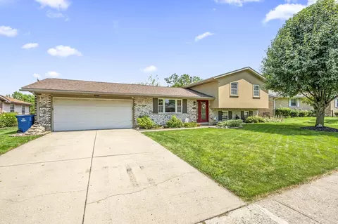 562 Hathaway Trl, Tipp City, OH 45371