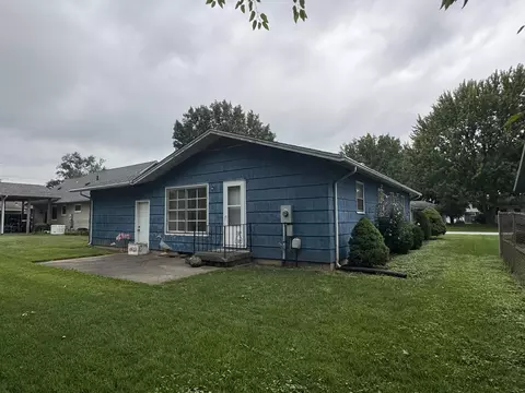 Exterior - 1033 Willow St, Celina, OH 45822 photo 3 of 3