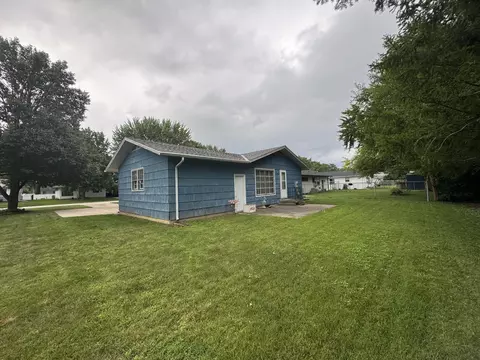 Exterior - 1033 Willow St, Celina, OH 45822 photo 2 of 3