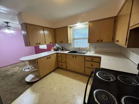 Kitchen - 1033 Willow St, Celina, OH 45822 photo 1 of 2
