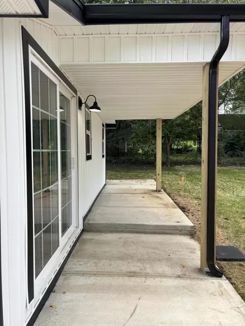 Exterior - 513 Kinnane Ave, Springfield, OH 45505 photo 6 of 8