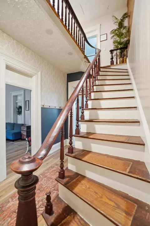 Entry Way - 323 N Main St, De Graff, OH 43318 photo 2 of 5