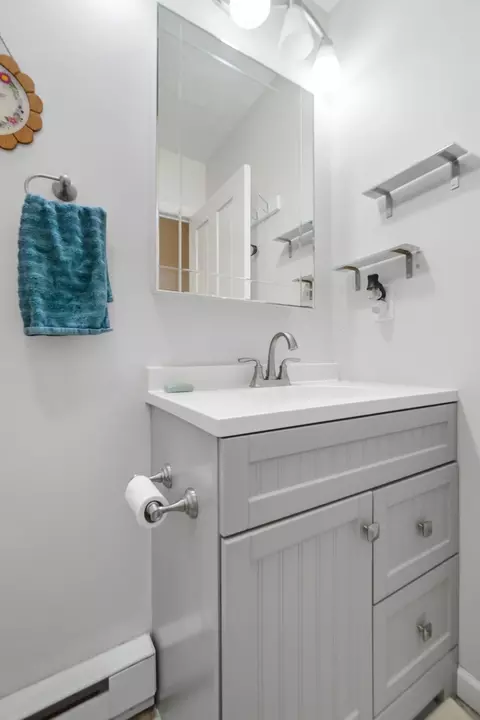 Bath - 323 N Main St, De Graff, OH 43318 photo 4 of 7