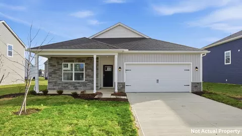 1129 Sherwood Loop, Bellefontaine, OH 43311