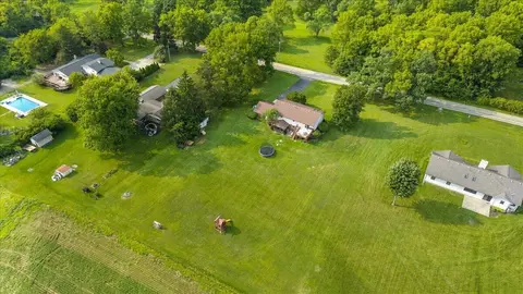 View/Area - 3333 Rocky Point Rd, Springfield, OH 45502 photo 2 of 6