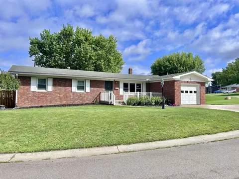 220 Terrence Dr, Bellefontaine, OH 43311
