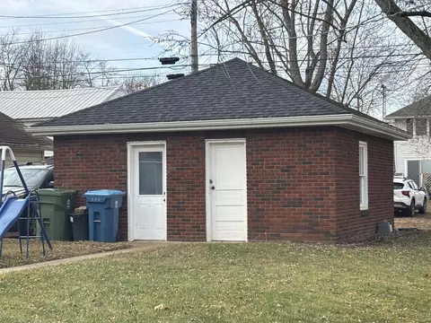 805-807 Chestnut Ave, Sidney, OH 45365 photo 3