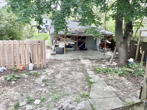 Exterior - 227 E Northern Ave, Springfield, OH 45503 photo 4 of 4
