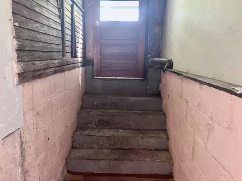 Entry Way - 227 E Northern Ave, Springfield, OH 45503 photo 3 of 3
