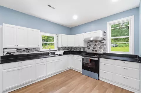 Kitchen - 102 S Freeman St, Springfield, OH 45505 photo 2 of 5
