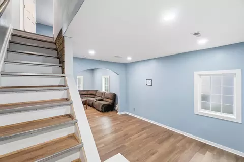 Entry Way - 102 S Freeman St, Springfield, OH 45505 photo 13 of 16