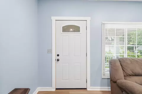 Entry Way - 102 S Freeman St, Springfield, OH 45505 photo 1 of 16