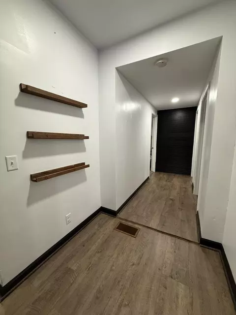 Entry Way - 7049 Ohio 707, Mendon, OH 45862 photo 1 of 1