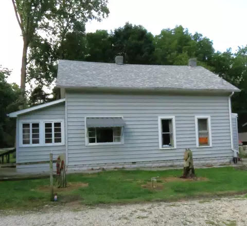 Exterior - 3803 River Rd, Sidney, OH 45365 photo 2 of 18