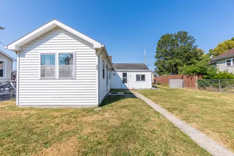 606 Virginia Ave, Troy, OH 45373