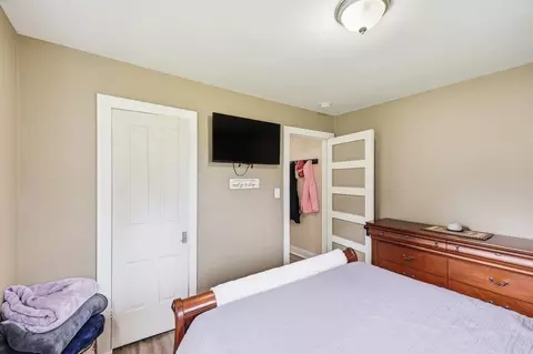 Bedroom - 39 Oaksmere Rd, Springfield, OH 45503 photo 2 of 5