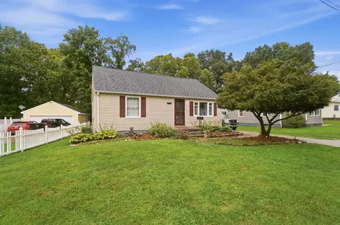 Exterior - 1310 Texas Ave, Springfield, OH 45505 photo 3 of 14