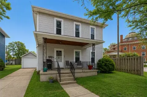 208 N Madriver St, Bellefontaine, OH 43311