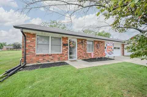 Exterior - 3051 Argonne Ln, Springfield, OH 45503 photo 2 of 7