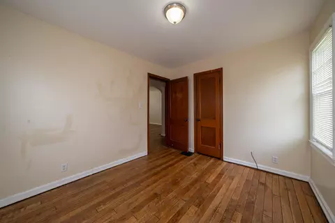 Bedroom - 345 E Bruce Ave, Dayton, OH 45405 photo 4 of 4