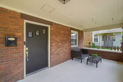 Exterior - 450 E Cassilly St, Springfield, OH 45503 photo 5 of 18