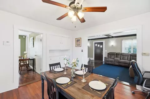 Dining - 450 E Cassilly St, Springfield, OH 45503 photo 1 of 5