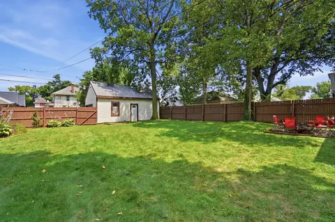 Exterior - 450 E Cassilly St, Springfield, OH 45503 photo 12 of 18