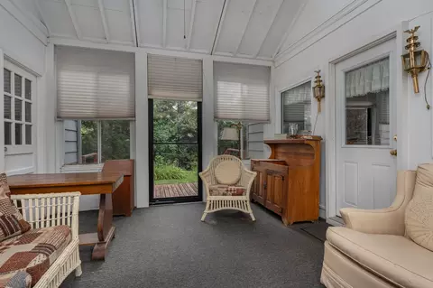 Exterior - 1971 Oak Knoll Dr, Springfield, OH 45504 photo 12 of 12