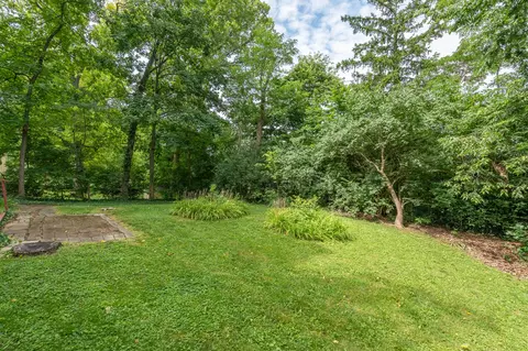 Exterior - 1971 Oak Knoll Dr, Springfield, OH 45504 photo 11 of 12