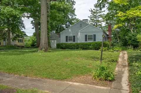 Exterior - 1971 Oak Knoll Dr, Springfield, OH 45504 photo 3 of 12