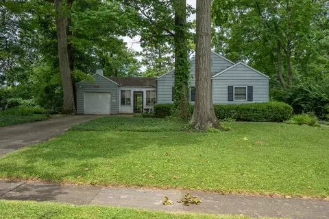 Exterior - 1971 Oak Knoll Dr, Springfield, OH 45504 photo 2 of 12